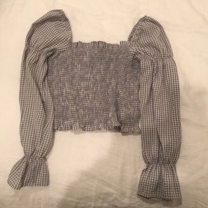 URBAN GINGHAM LONG SLEEVE CROP TOP
